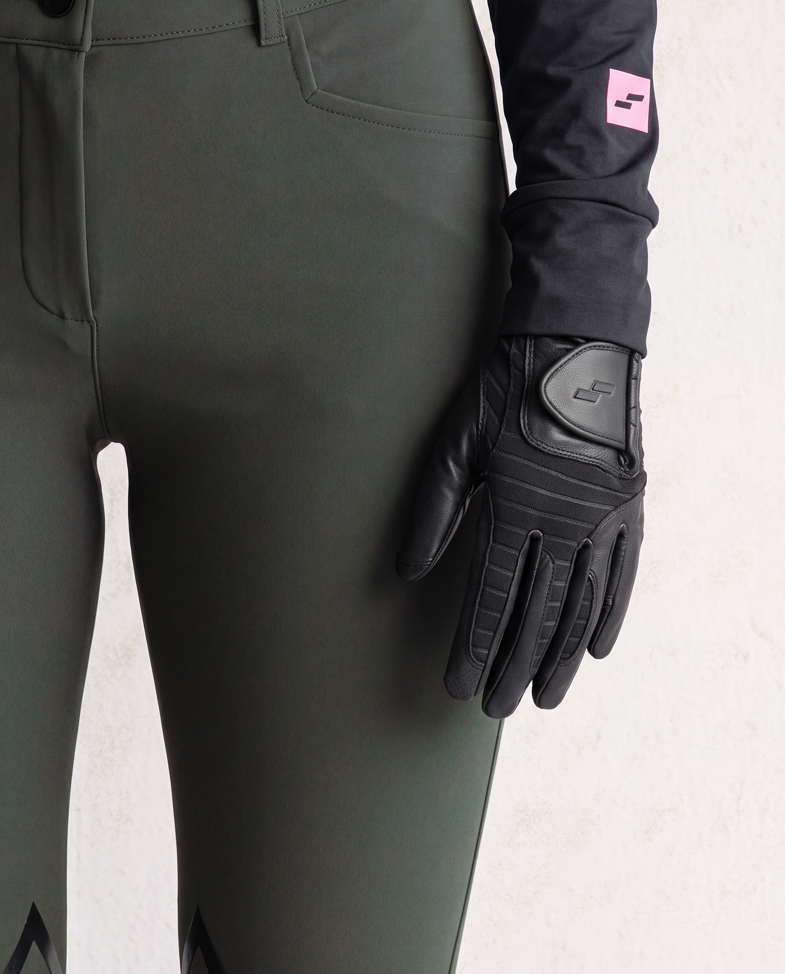 Elite K glove