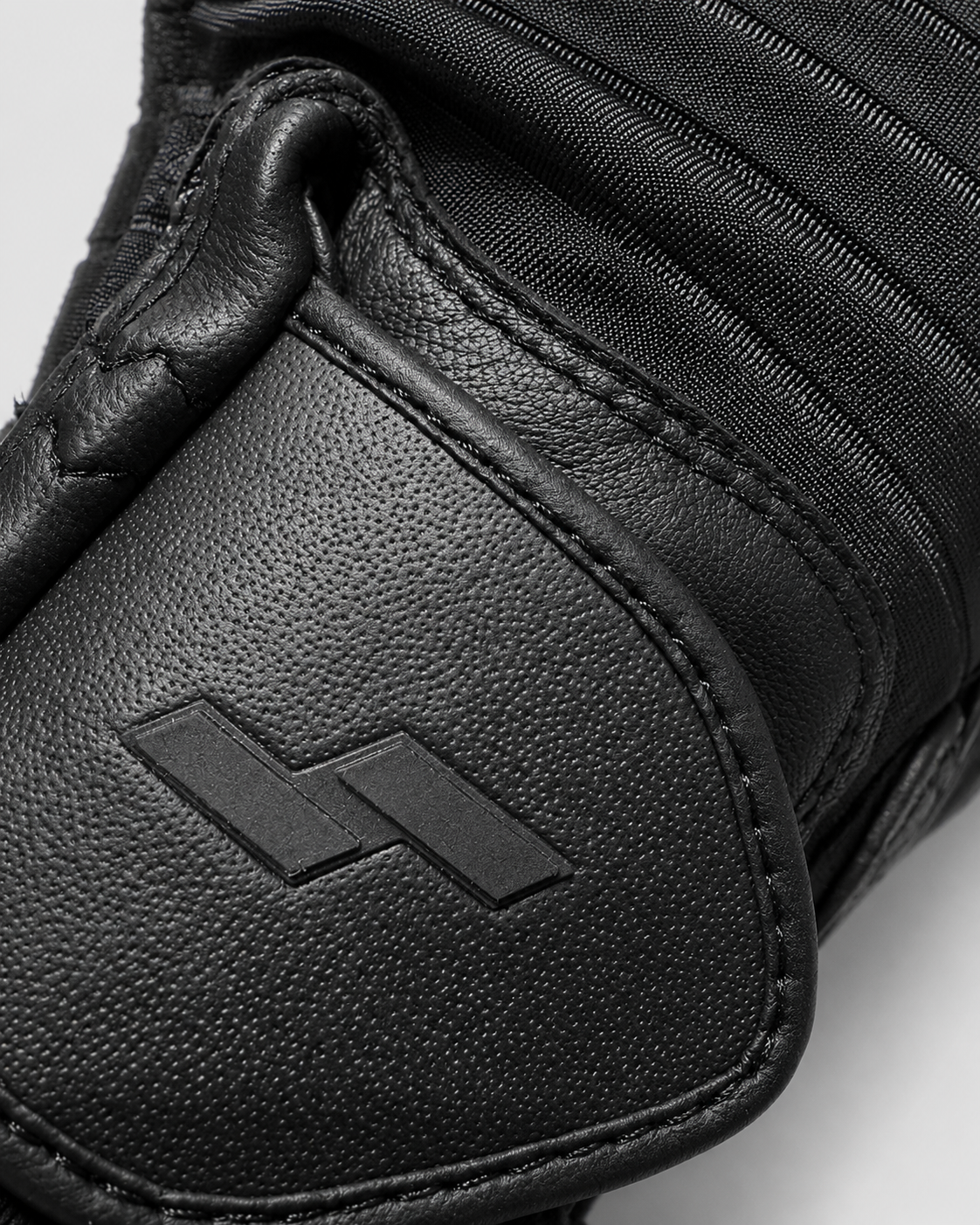 Elite K glove